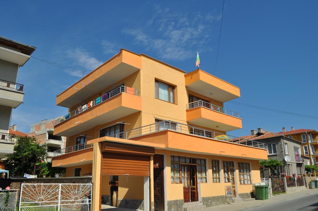 Ivanka Guest House Obzor Exterior photo